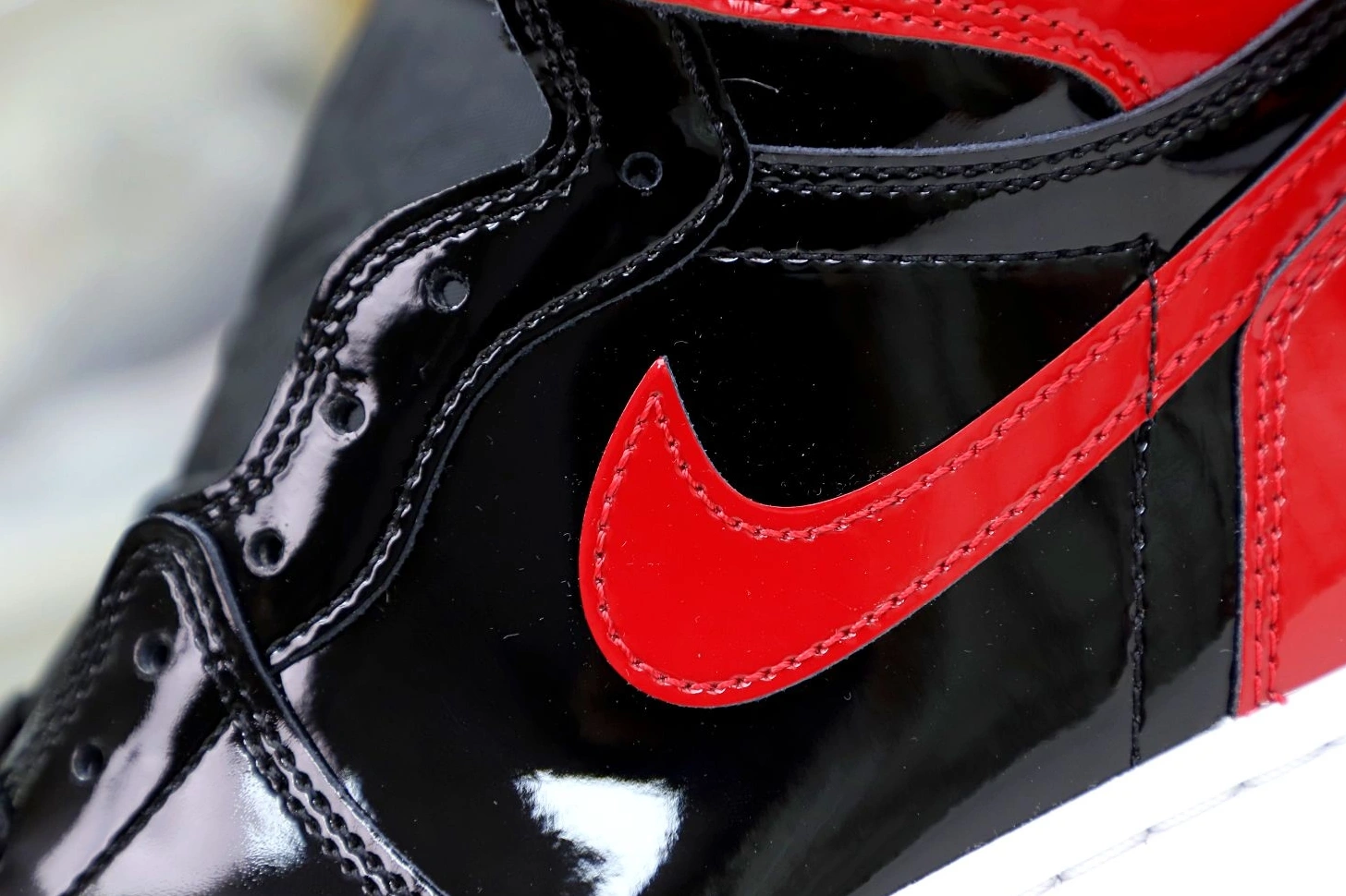PATENT JORDAN BRED OG HIGH AIR 1 0215